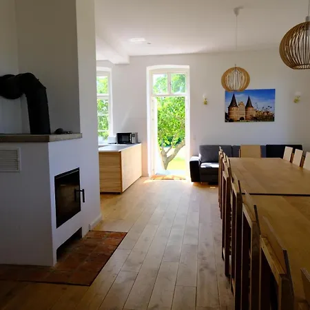 Gutshaus Kvh Luebeck * Dassow