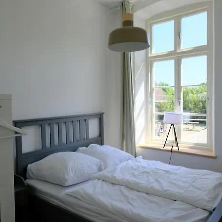 Gutshaus Kvh Luebeck * Dassow