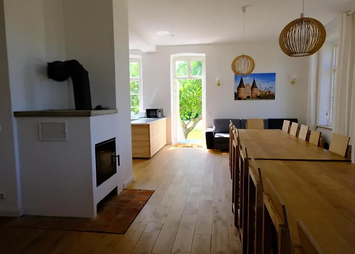 Gutshaus Kvh Luebeck * Dassow